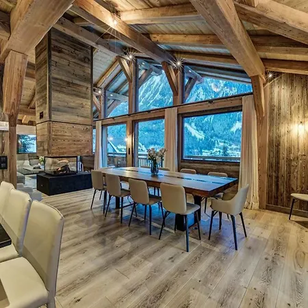 בקתה Majesty: Opulent Chalet In The Heart Of