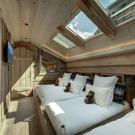 Chalet Majesty: Opulent Chalet In The Heart Of *